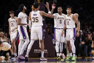 另一方面却 另一方面却