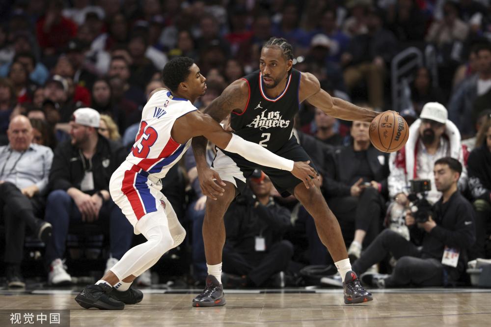 的竞争中脱 的竞争中脱