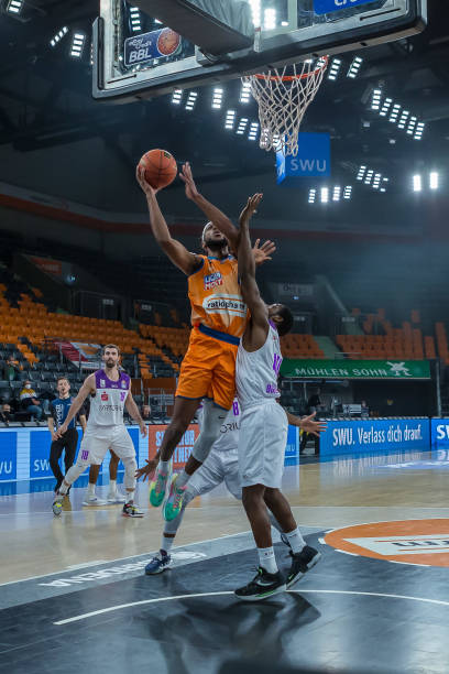 又具备在激 又具备在激